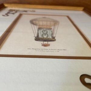 Ingelijste prent met hoge passe-partouts van gravure van een antieke luchtballon - Afbeelding 4