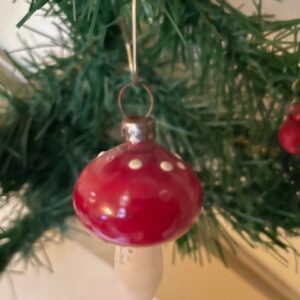 Antieke oude ini mini paddenstoel van dun geblazen glas in rood en wit 1e kwart 1900 - Afbeelding 4